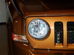 Jeep(M(jn)),ɿ,2011 2.4 70,(x)(ji)(sh)ĈDƬ