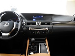 2014 350 Aȫ(q)