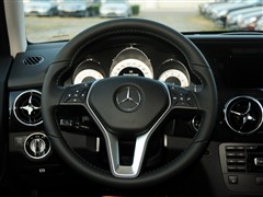 2013 GLK 300 4MATIC A