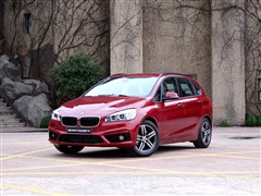 R2ϵA(ch)ctive Tourer 2015 218i \(yn)(dng)O(sh)Ӌ(j)b