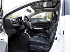 VS,YARiS L ,2015 1.5G Ԅń촰؄e,܇ΌĈDƬ