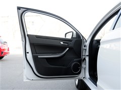 2015 SUV 1.6T Ԅ(dng)ń(dng)