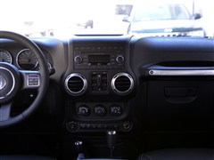 Jeep(M(jn)),R,2015 3.0L T Sahara,пطP(sh)ĈDƬ