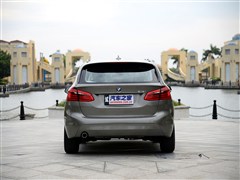 2015 218i I(lng)