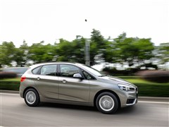 2015 218i I(lng)
