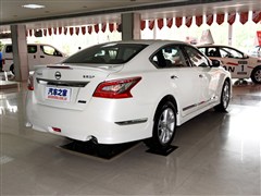 2015 2.0L XL-SportyW\(yn)(dng)