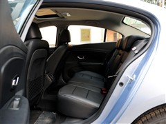 2011 2.0L r(sh)а