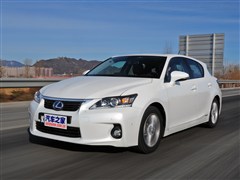 2012 CT200h A