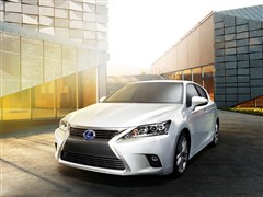 2014 CT200h I(lng)Ȱ ɫ