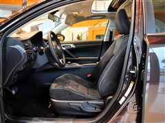 2014 CT200h m ɫ