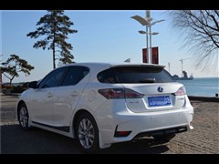 2014 CT200h m ɫ