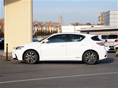 2014 CT200h F-Sport pɫ