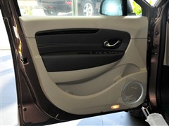 2011 2.0 Lm