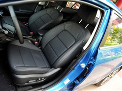|L_,K3,2013 1.8L ԄPremium,܇ΌĈDƬ