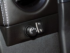 ծa(chn)(M(jn)),ծa(chn)GT-R,2014 3.8T Premium Edition ؼt(ni),пطP(sh)ĈDƬ