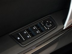 F(tun),s550,2010 550D 1.8T Ԅ(dng)Ʒ,܇Ό(sh)ĈDƬ