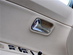 ܇,L(fng)2,2010 Ʊ 1.5L A,܇ΌĈDƬ