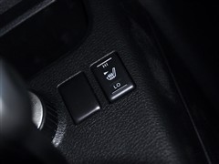 |L(fng)ծa(chn),E,2010 2.5L CVTA 4WD,пطPĈDƬ