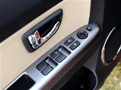 |L(fng)_,㠖,2010 1.6L MT GLS,܇ΌĈDƬ
