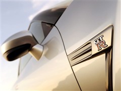 ծa(chn)(M(jn)),ծa(chn)GT-R,2010 3.8T Premium Edition,(x)(ji)(sh)ĈDƬ